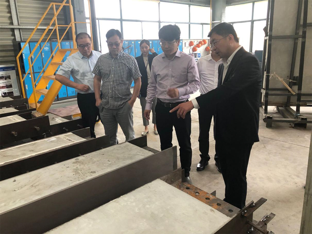 District leaders and their delegations visited Shanghai and Shaoxing (Fig. 8)